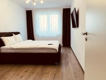 Tractorul Appartement | Skylark - Monaco Penthouse with Jacuzzi & Panoramic View