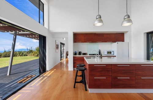 Pakiri Maison | Skyline Lodge - Leigh Coastal Paradise