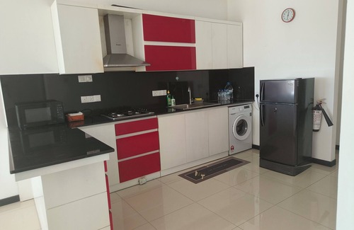 Rajagiriya Appartement | SKYLINE SUITE Luxury Penthouse at The Highness Rajagiriya
