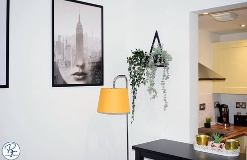 Bordesley Appartement | Skyline Views - Penthouse - Super Kingsize Bed