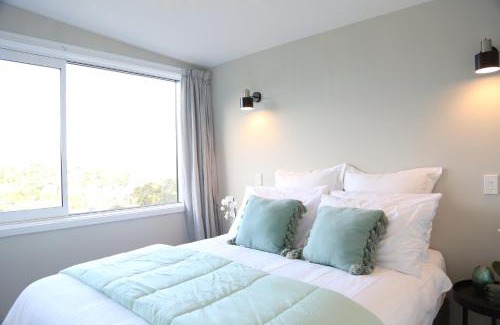 Johnsonville Maison | Skyline Vista - Entirely New House with Luxe Views, Espresso, Netflix & Free Parking
