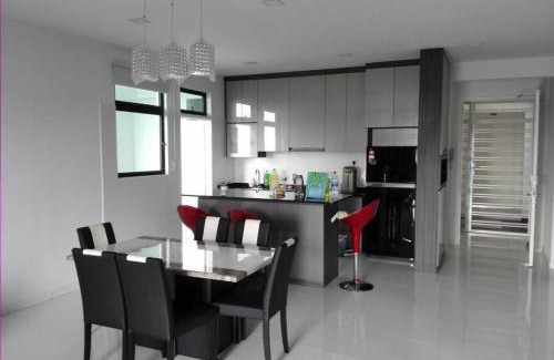 Bukit Indah Appartement | Skyloft Premium Suites 8 pax