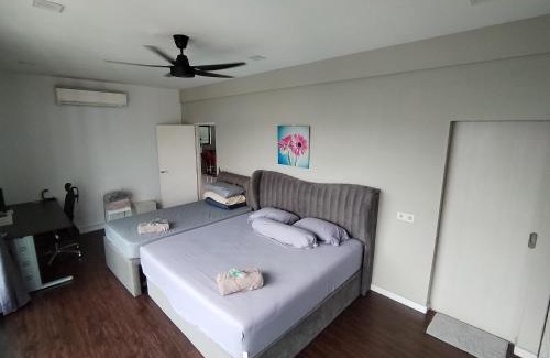Bukit Indah Appartement | Skyloft Premium Suites 8 pax