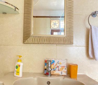 Gagar Lit Et Petit-Déjeuner | SkyNest Bhimtal