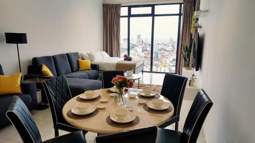 George Town Appartement | SkyPool 2BR 9pax Premium Suite@Beacon @Georgetown @Penang
