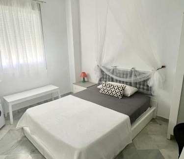 Bollullos de la Mitacion Maison | SkyRest Bollullos