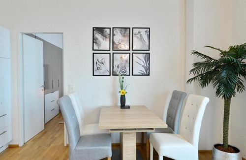 Erdberg Appartement | Skyscraper-Feeling With Parking Nearby
