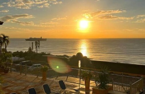 San Geronimo Appartement | Skyscraper Ocean/City view Suite+Breakfast Area