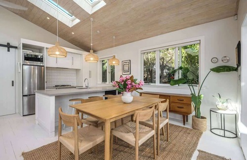Waiheke Island Maison | Skyview Onetangi - Stay Waiheke