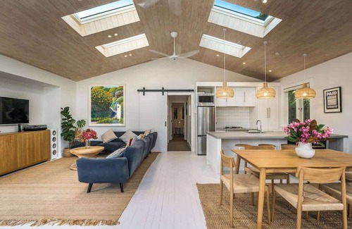 Waiheke Island Maison | Skyview Onetangi - Stay Waiheke