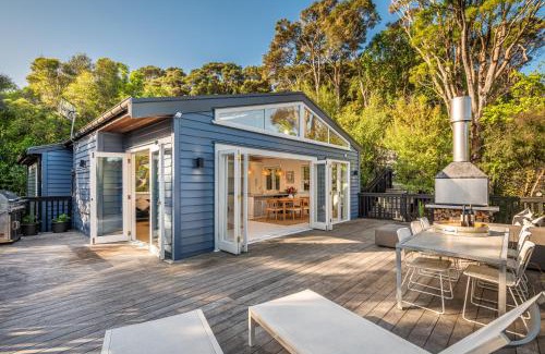 Waiheke Island Maison | Skyview Onetangi - Stay Waiheke