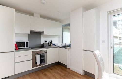 Grange Appartement | Skyvillion's Excellent 2 Bedroom Apartment (Enfield, Greater London)