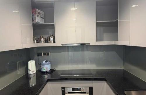 District 1 Appartement | Skyway - D1 Mension - Zenity Luxury Apartment 5' to Bui Vien Street