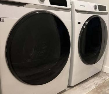 White Center Maison | Sleek 2BR Lower Unit Near Airport & Seattle DT