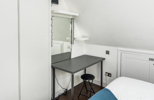 Ravenscourt Park Appartement | Sleek and Stylish 1BD Apt with Balcony, Hammersmith