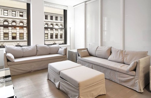 Downtown Buffalo Appartement | Sleek Buffalo /Niagara Condo with free parking- 9 mins to Buffalo General Hospital