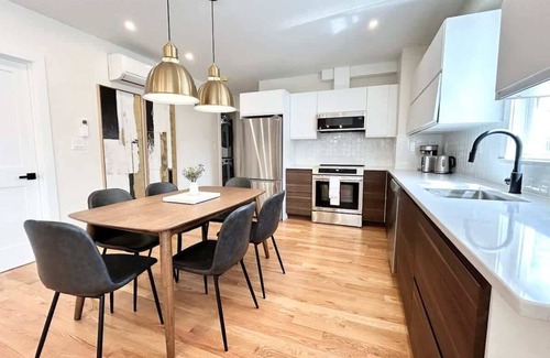 Arlington Appartement | Spotless and Modern Apt w/2Ba,W/D,King Bed,Parking