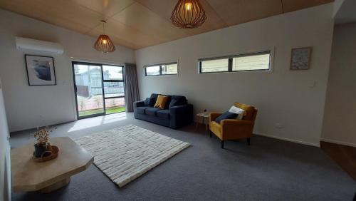 Saint Kilda Maison | Sleek Suite By The Sand 2-bedroom