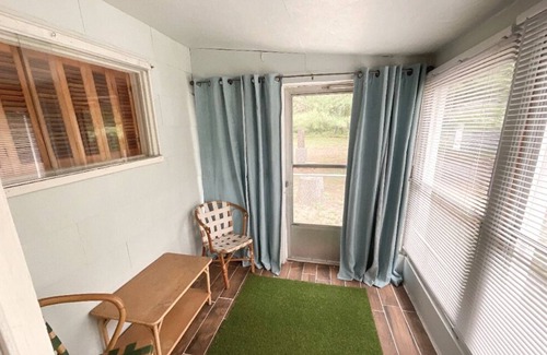Idlewild Cabine | Sleep 6, Lakeview Cottage with private beach, boat dock & spectacular views.