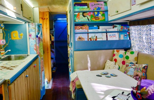 Bollullos de la Mitacion Maison | Sleeping in the Historic Bus 15 minutes from Seville surrounded by nature