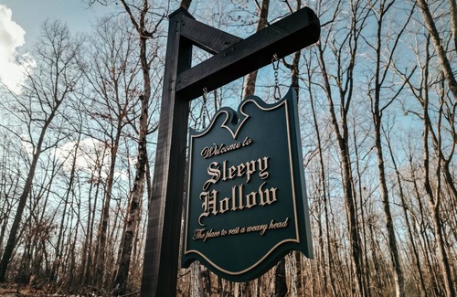 Monteagle Cabine | Sleep Hollow at The Retreat at Sunset Bluff