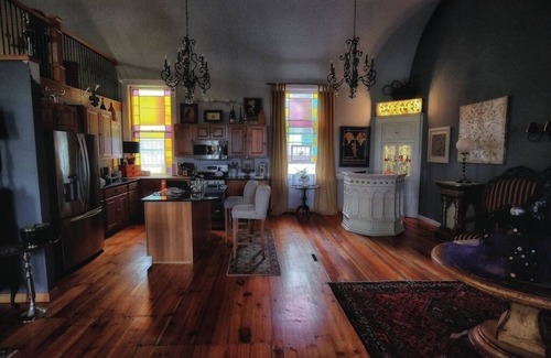 Wolfeboro Maison | Dormez comme un ange dans une vieille église - Blue Room
