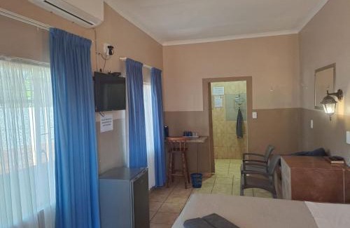 Mokopane Maison | Sleep 'n Go Guesthouse