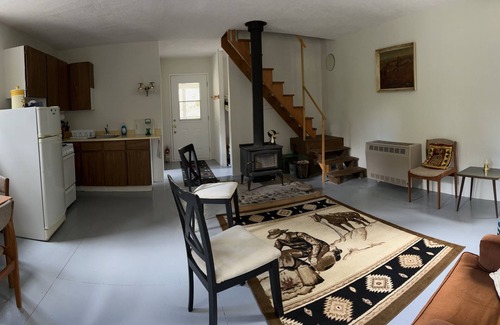 Okanagan-Similkameen Cabine | Sleeping Around Cabin!