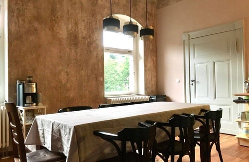 Nebra Appartement | Sleeping in the station - Suite - Nebra station