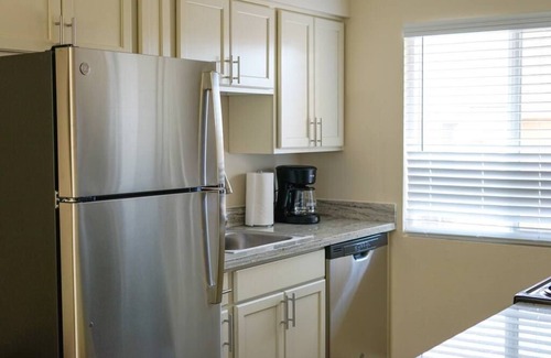 Oklahoma City Appartement | Sleepover: Eclectic 1BD/1BA + Balcony - OKC