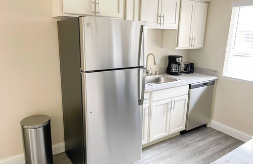 Oklahoma City Appartement | Sleepover: Plush 1BD/1BA + Gym & Pool - OKC