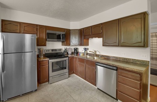 Canyon Rim Maison | Sleeps 11 - Family Friendly - Washer+Dryer - PlayStation Pro - Games - Fast Wifi