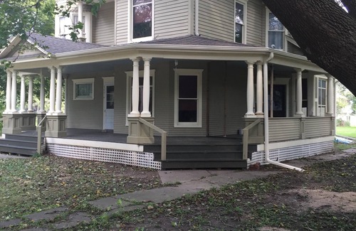 Dexter Maison | Le Victoria .... 4 chambres .... 20 min de West Des Moines ..