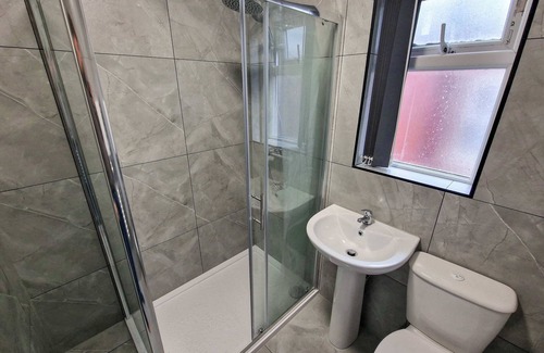 Clayton Maison | Sleeps 16 Etihad/Co-Op Live home by City SuperHost