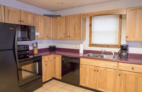 Fayetteville Maison | 20 personnes et plus. Chalet abordable près de New River Gorge Rafting & Climbing