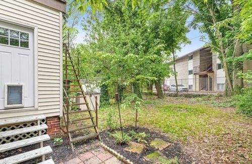 Wilmington Appartement | Sleeps 6, 3BR 1BA,1King+2 Queen beds, perfect for long stays in a great location
