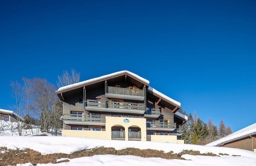 La Lechere Copropriété | Sleeps 7! 2BR Apt| Scenic Living in Valmorel!