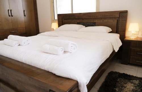 Majdal al-Shams Maison | SleepWell Suite