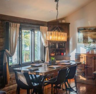 Allenspark Maison | Sleepy Hollow in Ferncliff - Hot Tub