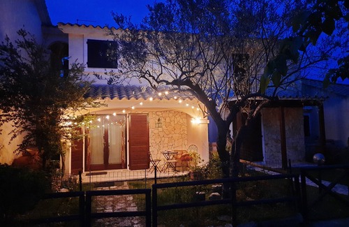 Castiadas Maison | Sloth House - Cosy house in Castiadas - few minutes drive from wonderful beaches
