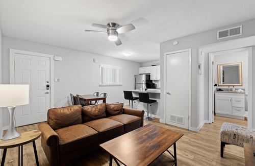 Highland Appartement | Small 1 Bedroom Apt in Highland Austin TX 3793