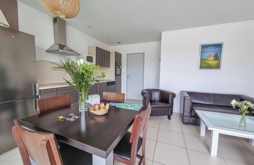 Guisseny Cottage | PETITE MAISON 2/4 PERS A 100 METRES DE LA PLAGE AVEC PISCINE