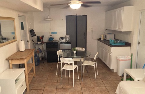 Culebra Pueblo Appartement | Small apartment in Culebra with a large courtyard, best value on the island!