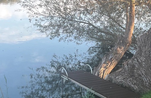 Jesendorf Maison | Small bungalow with its own jetty in an angler's paradise