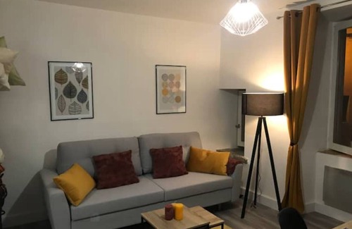 Marvejols Appartement | Small cozy n'est in the heart of a historic village