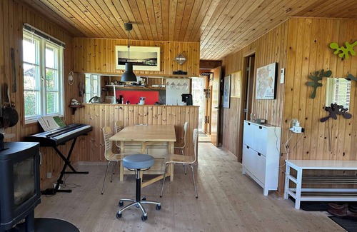 Kirke Hyllinge Maison | Small cozy summer house near the Isefjord