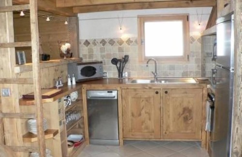 Megeve Chalet De Ski | Petit chalet individuel de caractère, avec jardin et terrasse