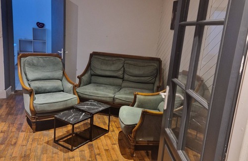 Dole Appartement | Petite appartement meublé proches de tout commerces et endroit touristiques