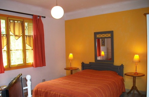 Saint-Piat Cottage | petite maison pleine de charme