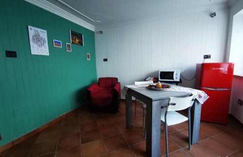 Fontanile Appartement | Small House Monferrato